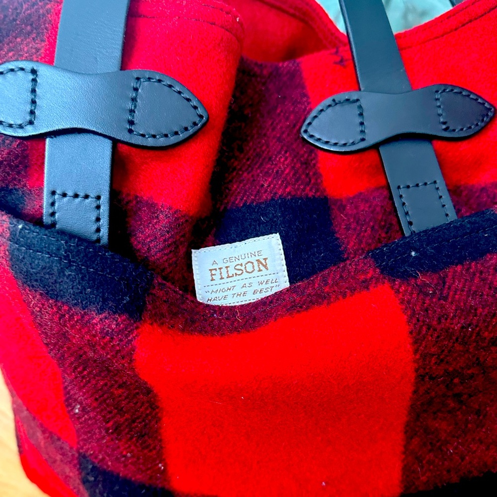 Rare Filson Mackinaw Wool Tote Bag Red Black Plaid Made in USA Rare Model